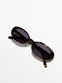 Tortoiseshell-effect mini oval sunglasses