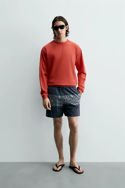 WASHED CREWNECK SWEATSHIRT