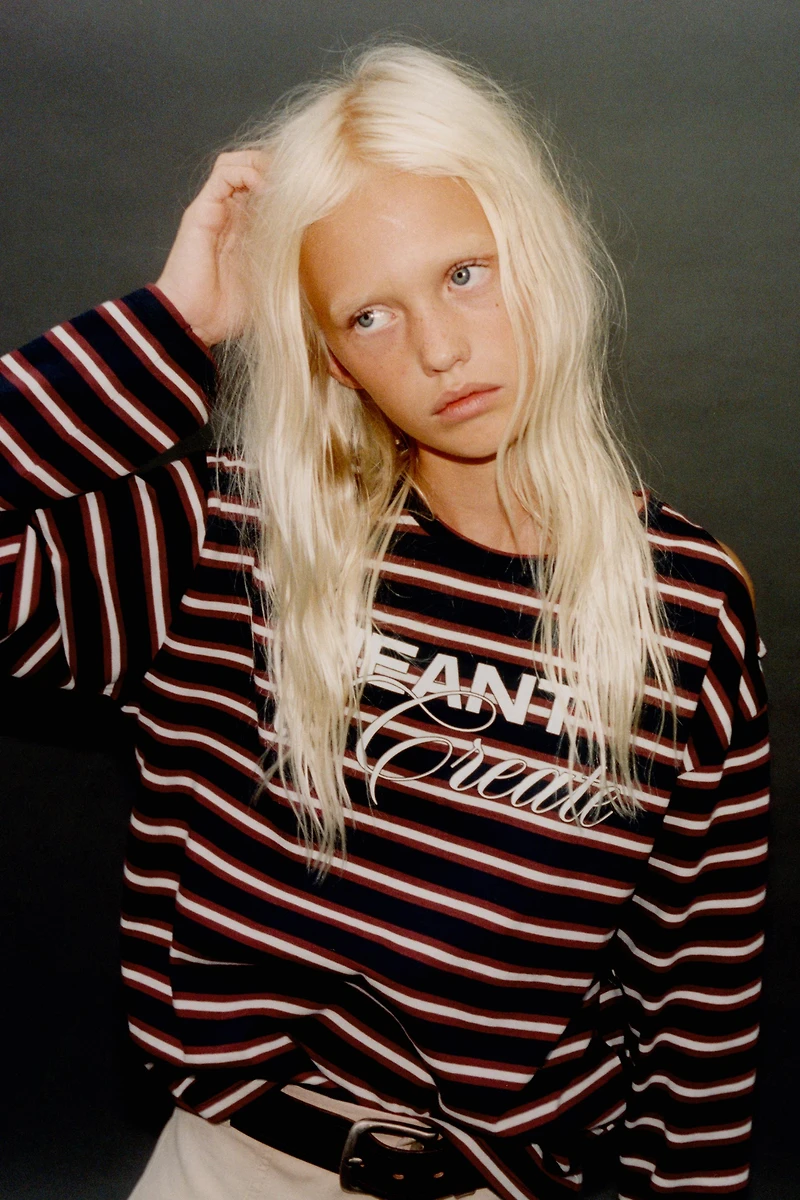 T-SHIRT RAYAS CUT OUT