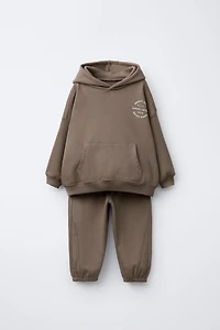 TEXT JOGGING HOODIE AND JOGGER PANTS SET