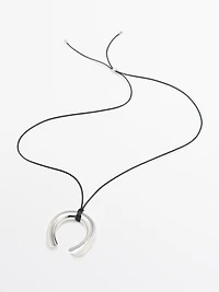 Collier pièce fer à cheval