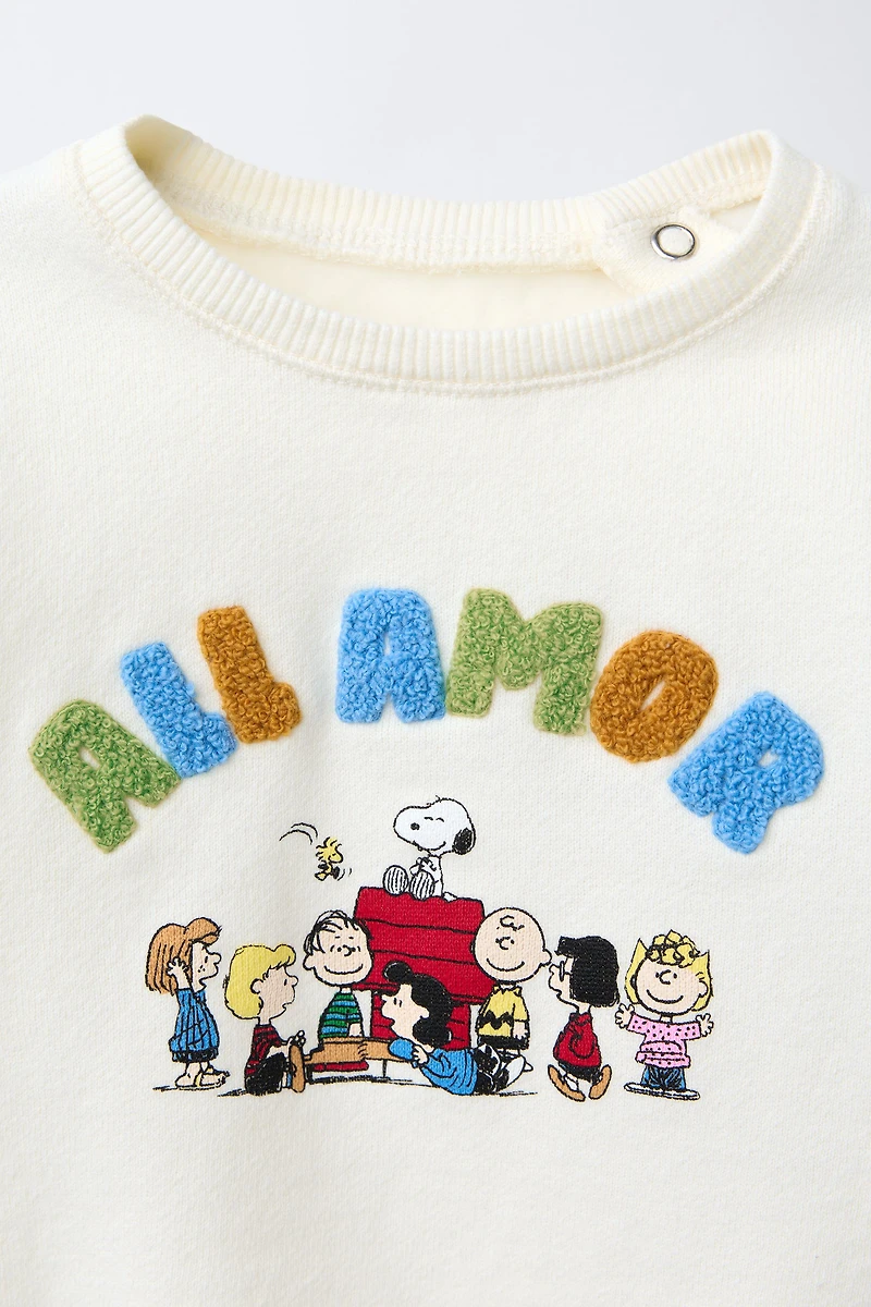 SNOOPY PEANUTS™ TERRY PATCH SWEATSHIRT