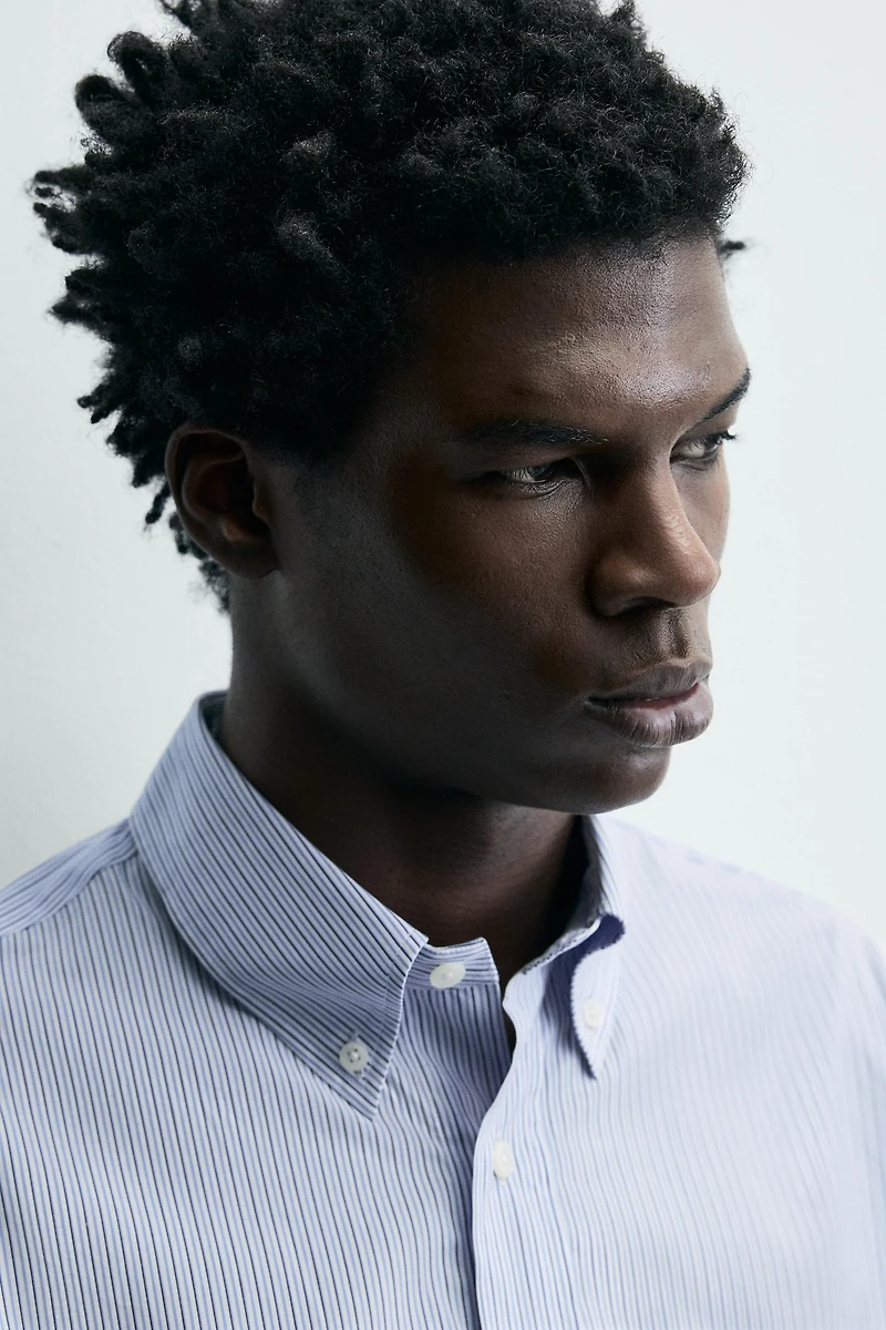 TEXTURED STRIPED SHIRT