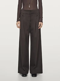 Wide-leg pleated trousers