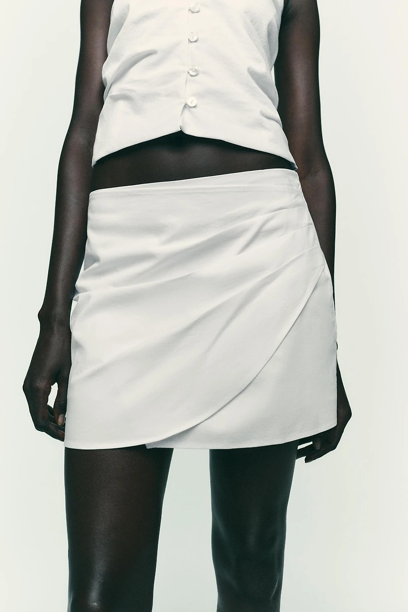 PLEATED WRAP SKORT