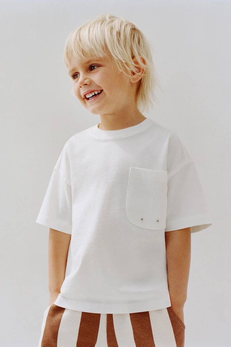 PLAIN POCKET T-SHIRT