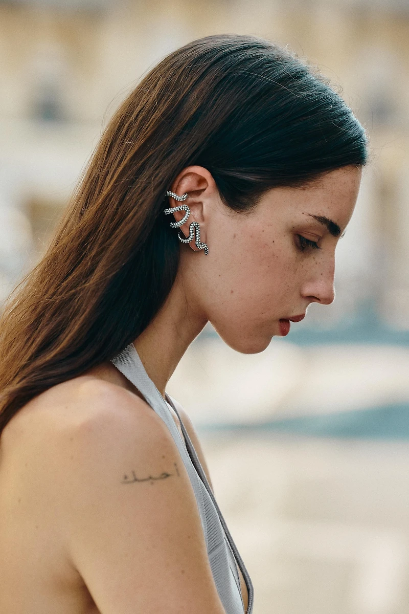 PACK OF 2 SPARKLY EAR CUFF EARRINGS
