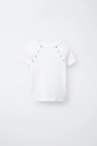 RIBBED BUTTON T-SHIRT