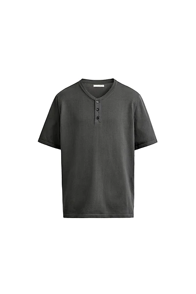 KNIT HENLEY T-SHIRT