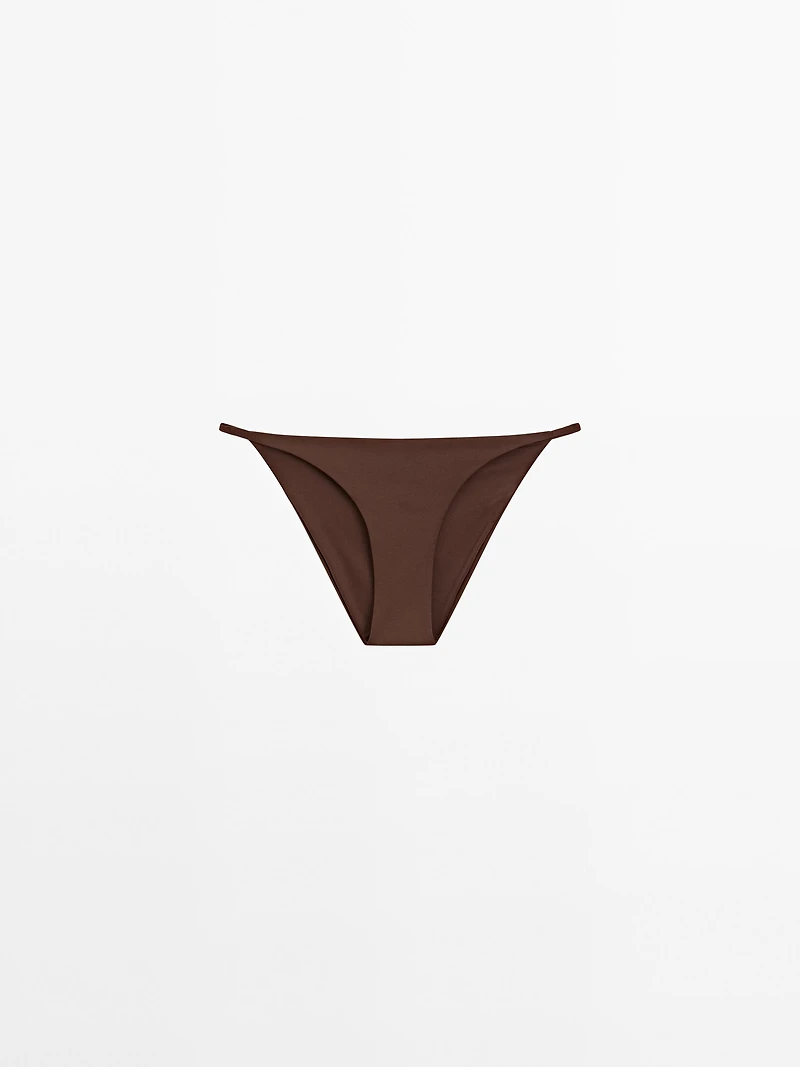 Bikini bottoms with thin straps