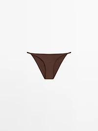 Bikini bottoms with thin straps