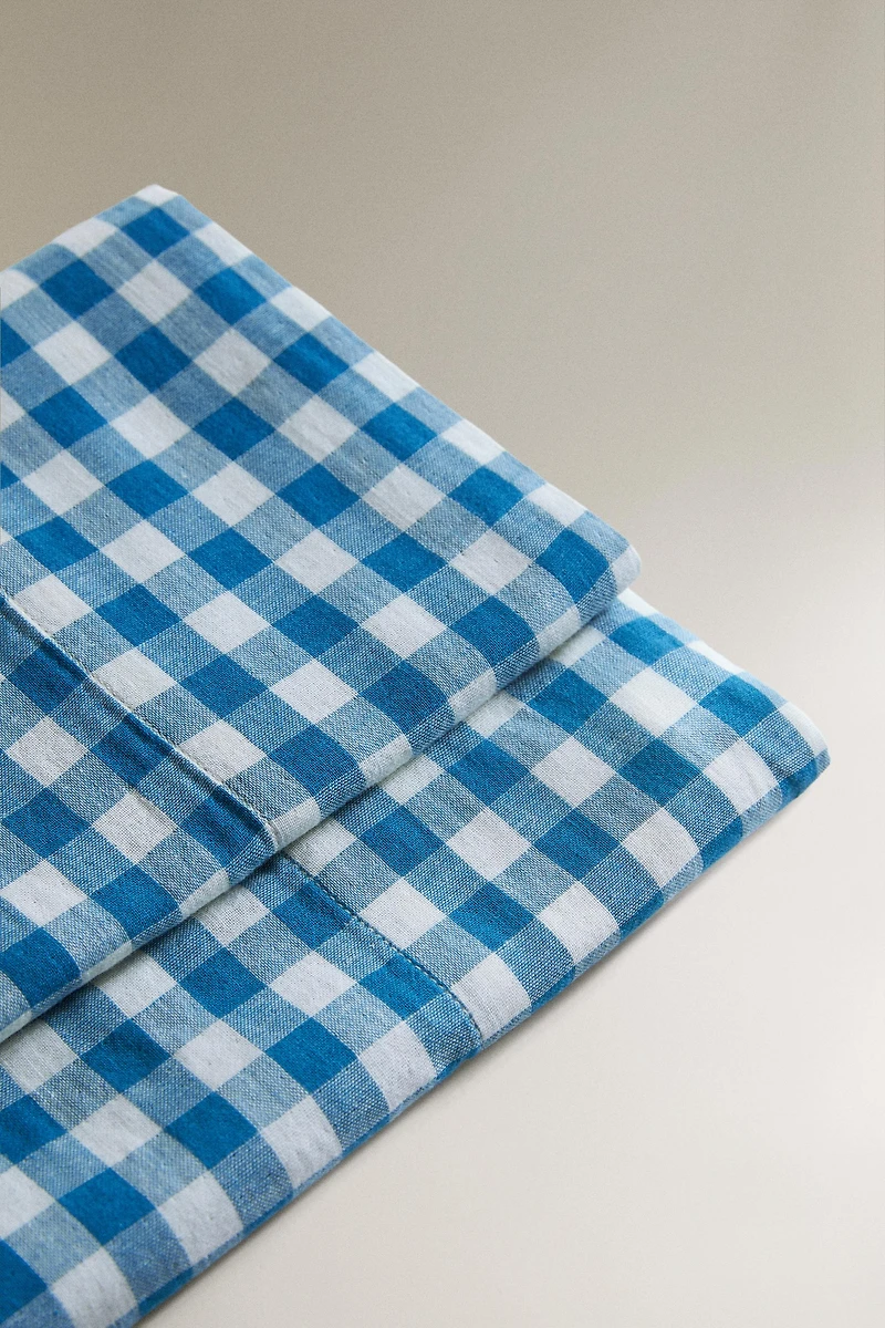 CHECKED CRIB FLAT SHEET AND PILLOWCASE SET