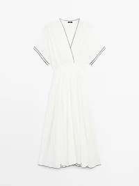 Contrast pleated long dress