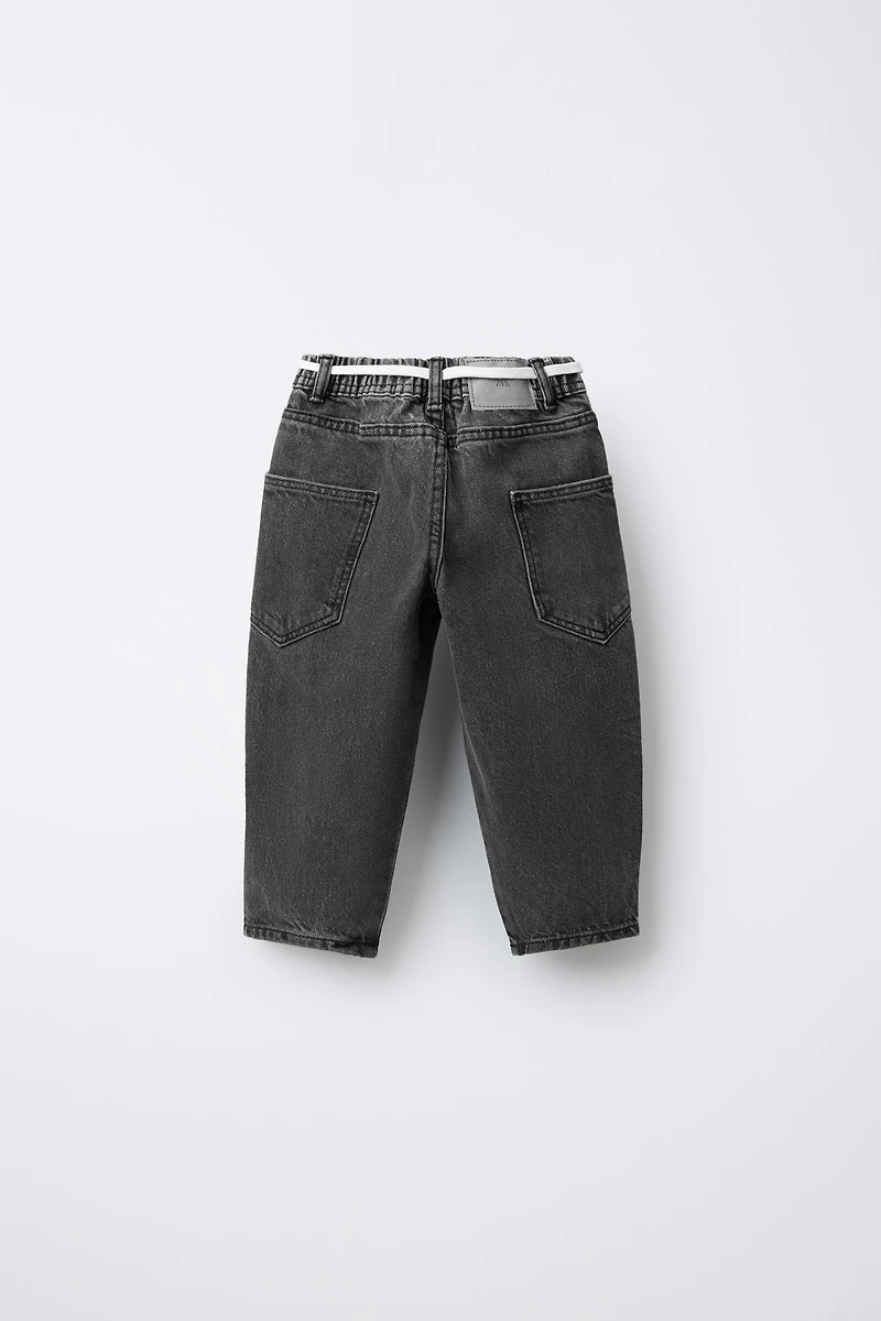 BAGGY JEANS WITH BELT