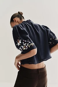 EMBROIDERED FLORAL CROPPED TOP