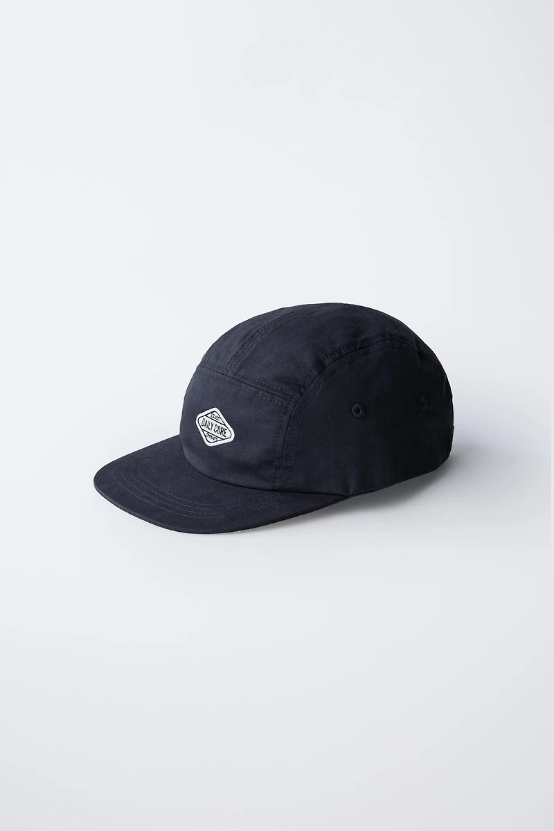 LOGO CAP