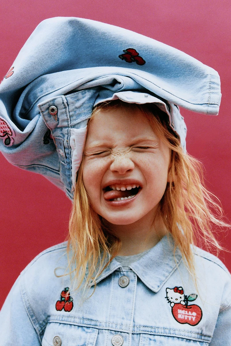 HELLO KITTY © SANRIO DENIM JACKET