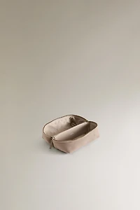 MEDIUM SPLIT SUEDE MAKEUP BAG