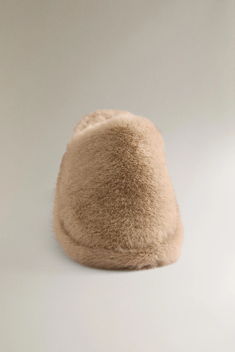 FAUX FUR MULE SLIPPERS