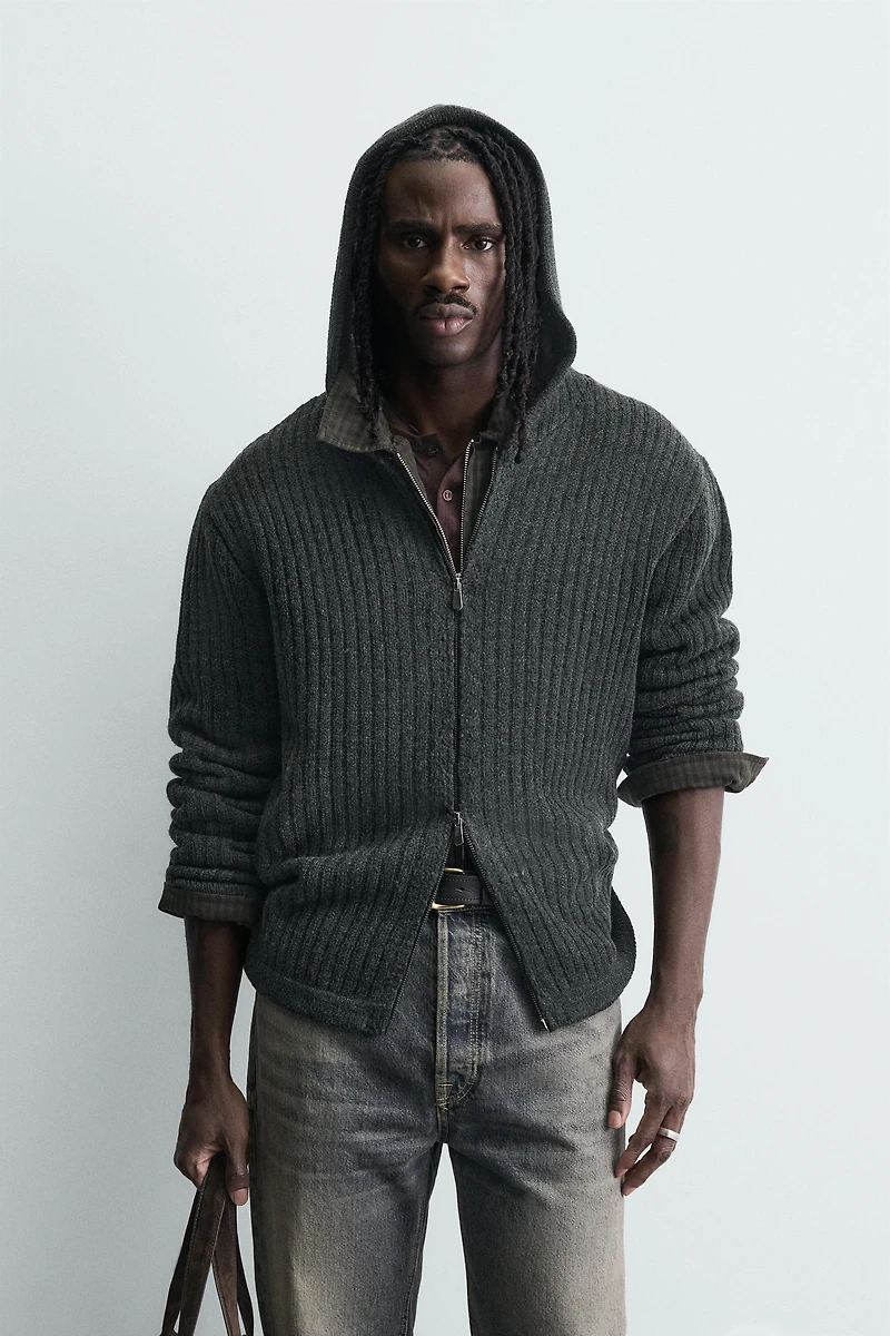 RIBBED TEXTURED JACKET