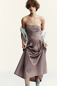 GINGHAM STRAPLESS MIDI DRESS