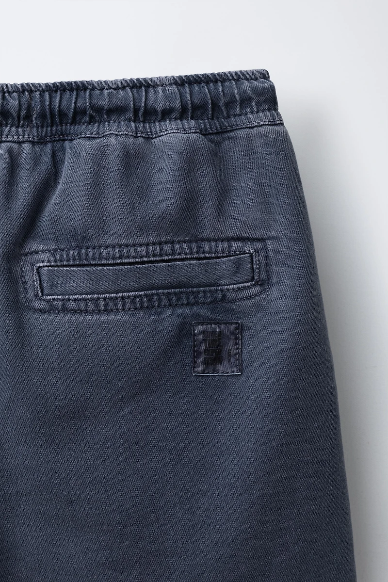 FLOWY TWILL SHORTS