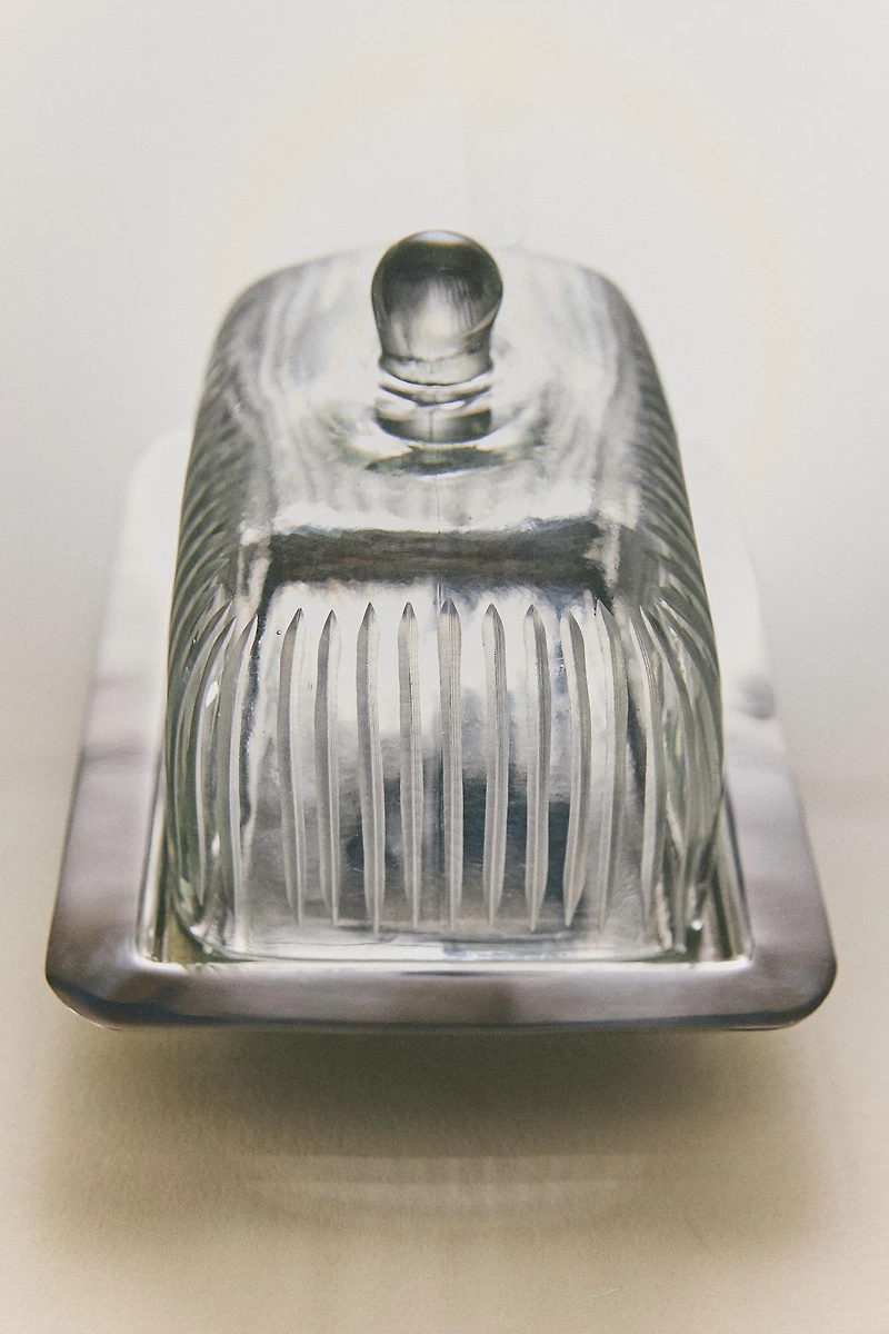 GLASS BUTTER DISH WITH METAL BASE