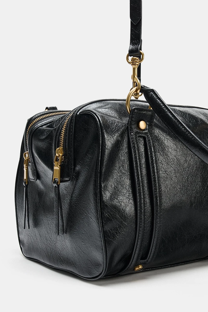 SHOULDER BAG WITH METAL DETAILS