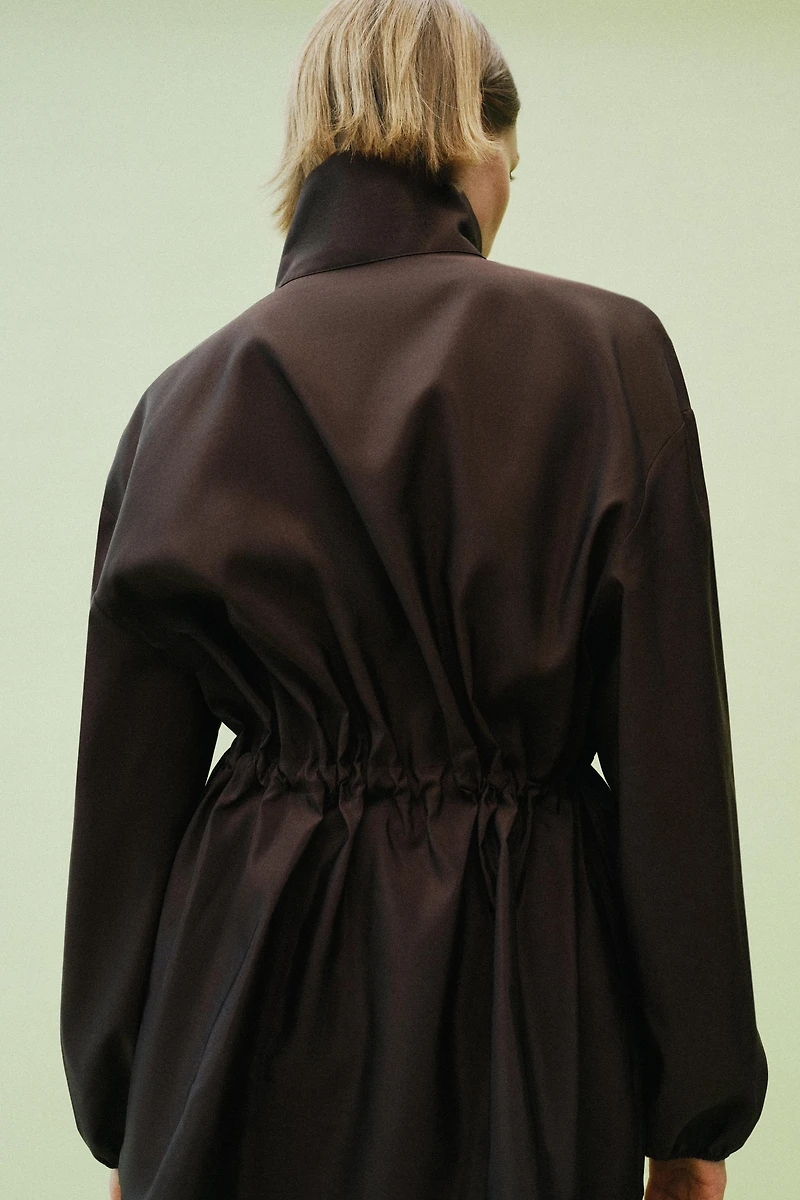 VESTE COL MONTANT TAILLE AJUSTABLE