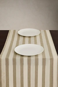 STRIPED TABLE RUNNER WITH INSERTS