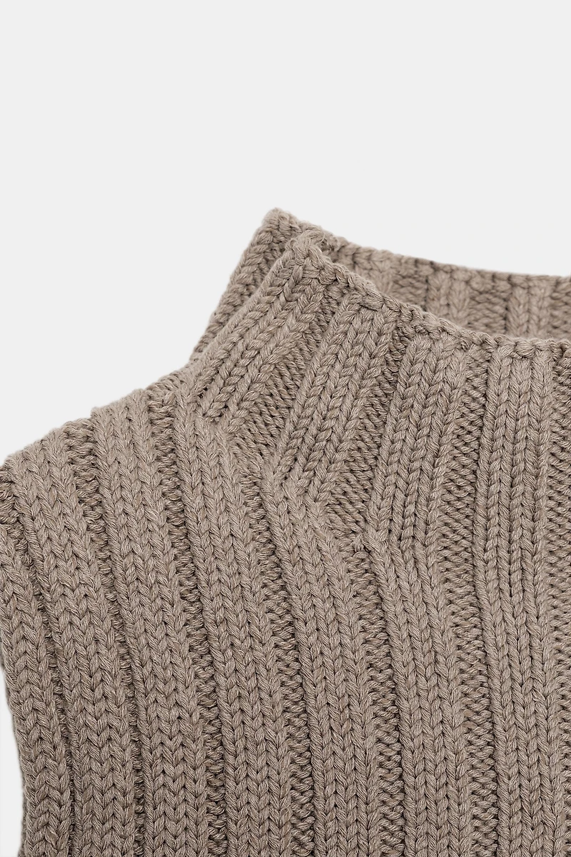 TOP EN MAILLE À COL CHEMINÉE