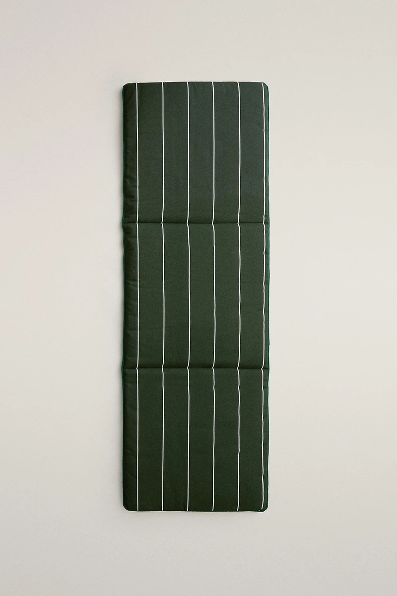 STRIPED TOPPER WITH PIPING