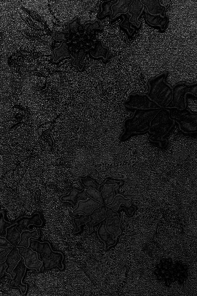 TOP SEMI-TRANSPARENT EN MAILLE TEXTURÉE