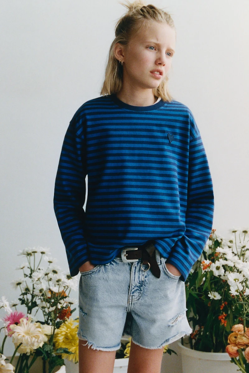 STRIPED EMBROIDERED HEART T-SHIRT