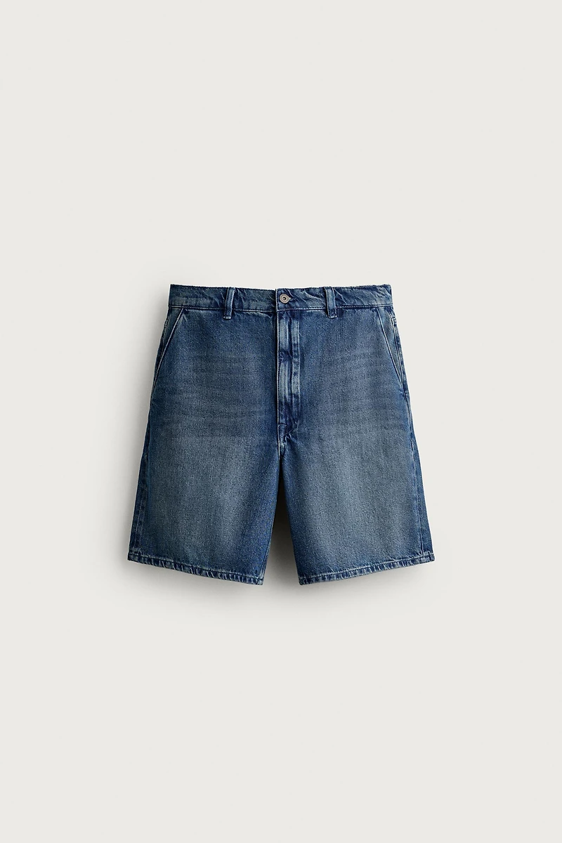 WAXED FINISH STRAIGHT FIT JEANS