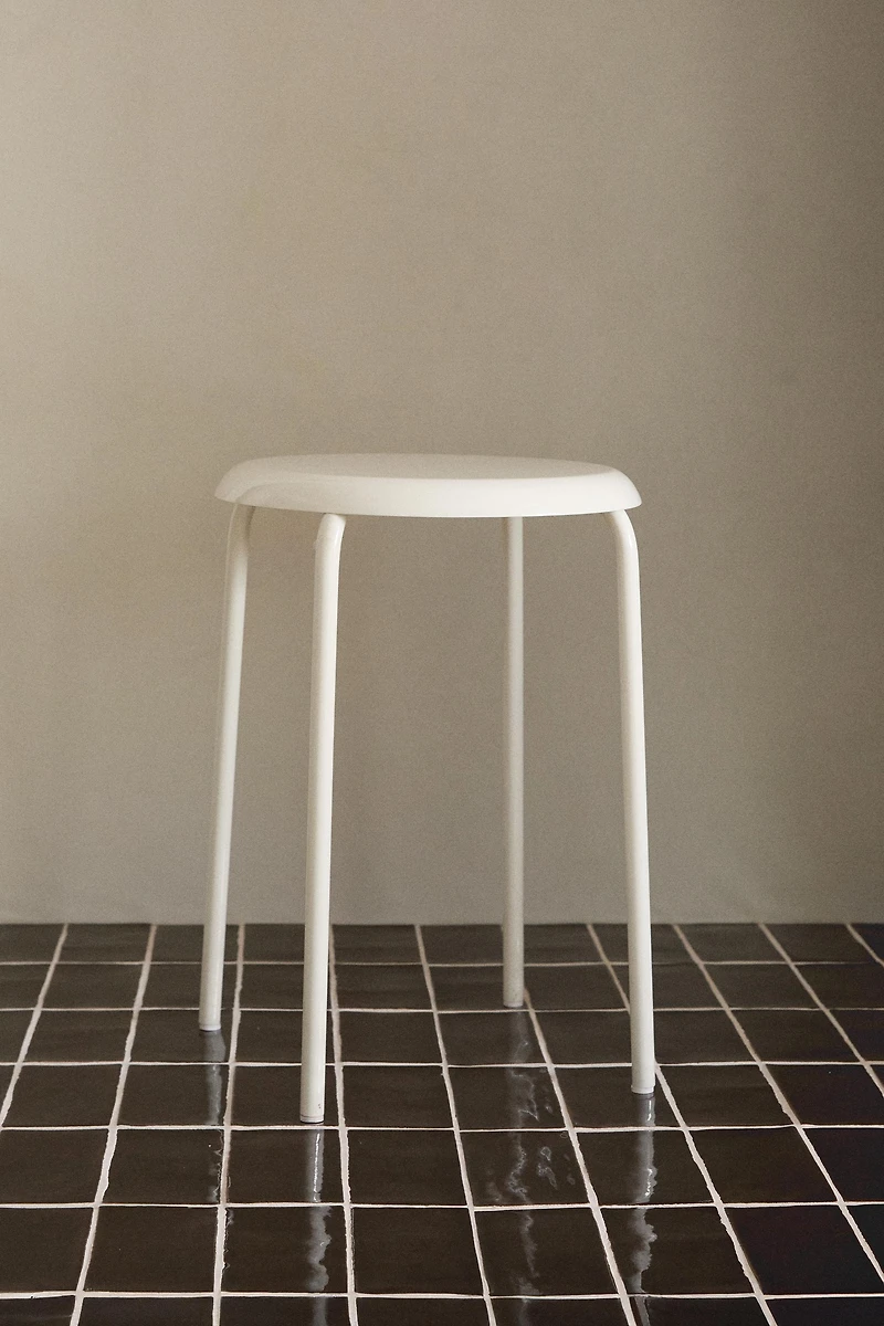 LACQUERED METAL STOOL