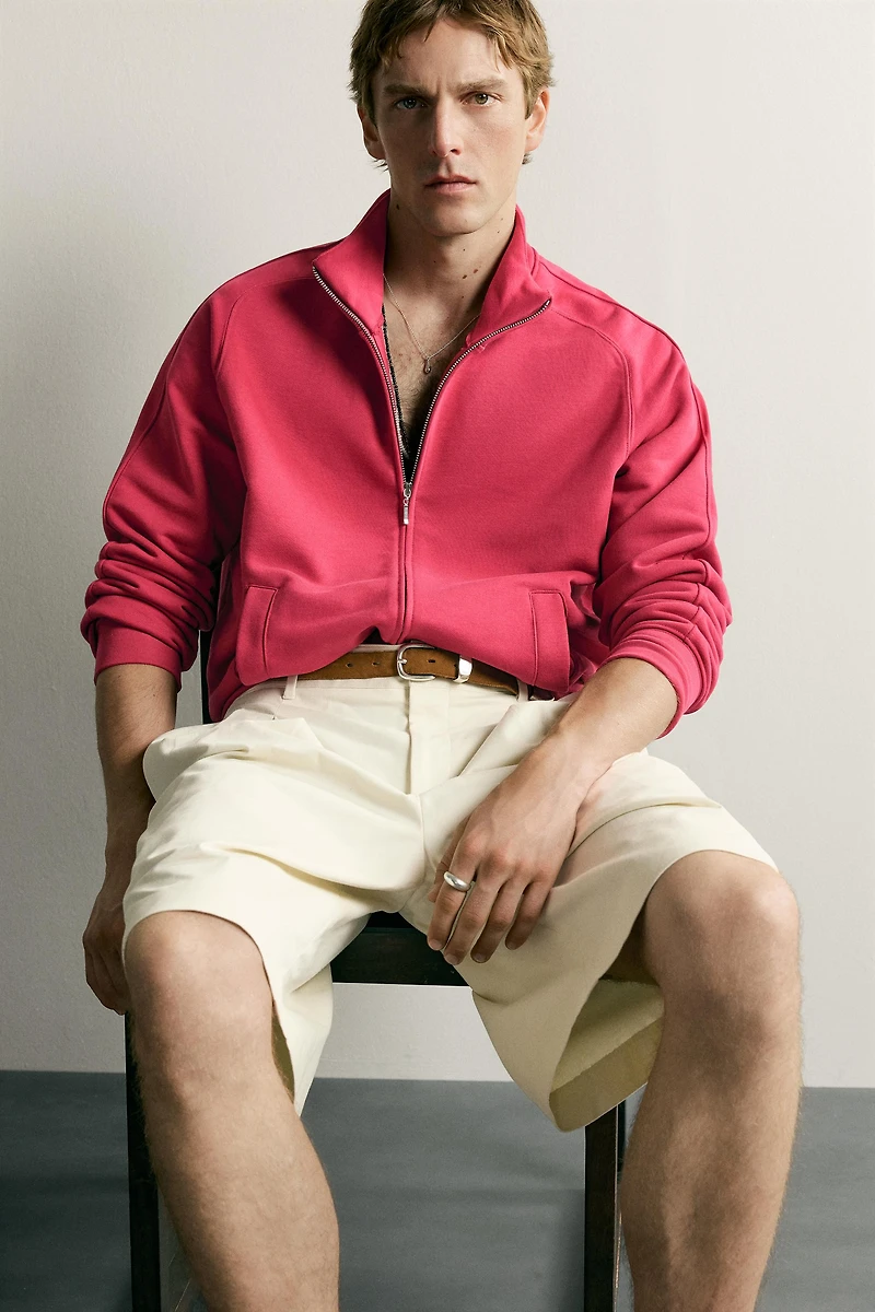 RELAXED FIT ZIP-UP SWEATSHIRT