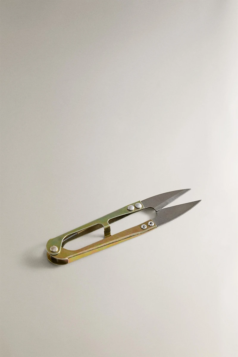 GARDEN CUTTING SHEARS