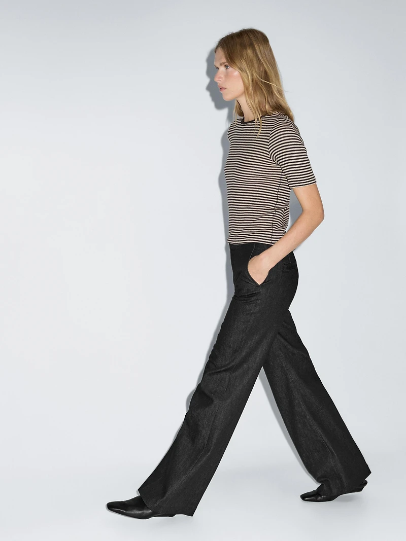 Flared high-waist jeans