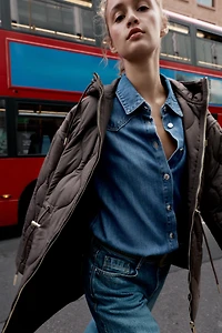 HOODED PUFFER JACKET WITH ADJUSTABLE WAIST