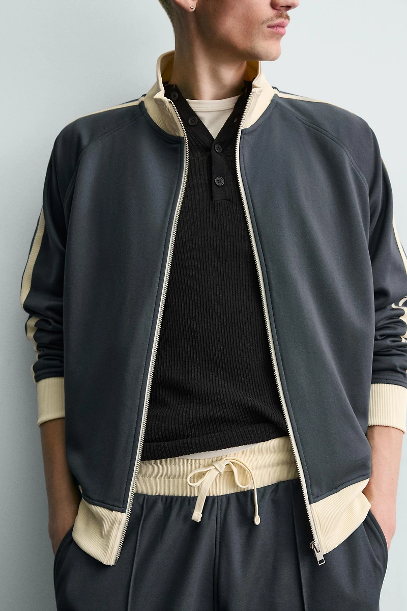 ZIP-UP STRIPED SWEATSHIRT