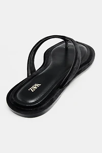 SANDALES PLATES EFFET VELOURS