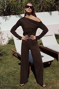 PANTALON PIQUÉ AVEC CEINTURE