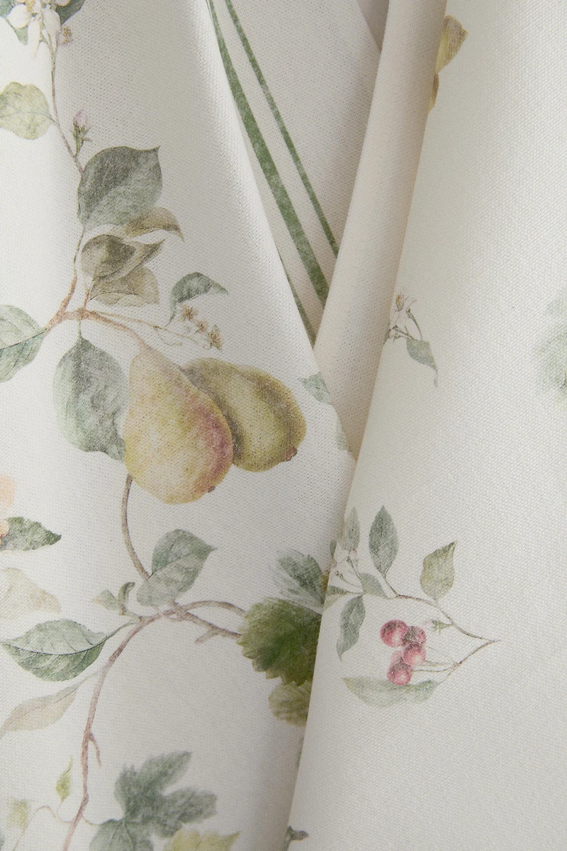 PACK OF COTTON FLORAL TEA TOWELS (PACK OF 2)