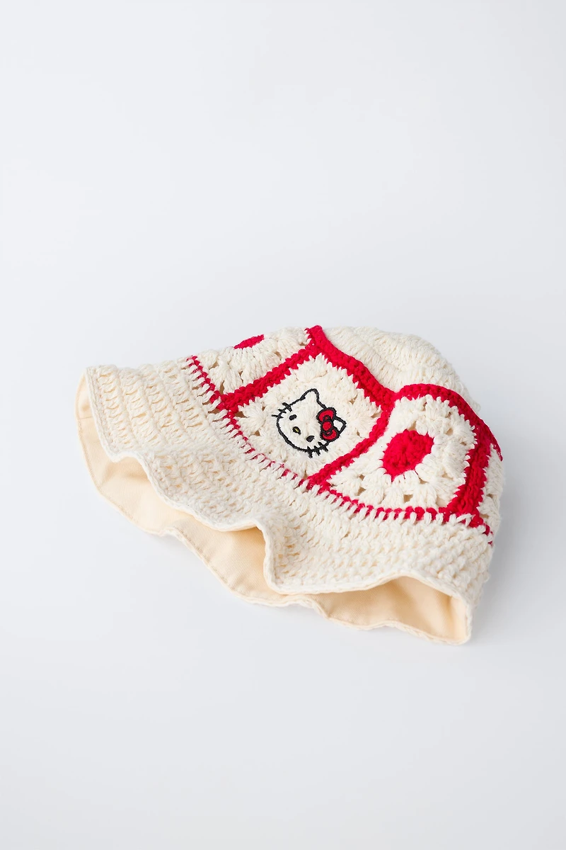 HELLO KITTY © SANRIO CROCHET BUCKET HAT