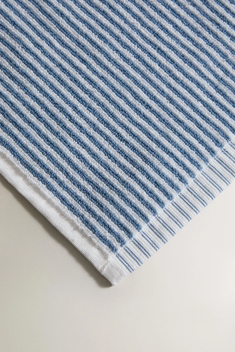 STRIPED COTTON BATH TOWEL