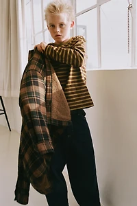 PLAID OVERSHIRT WITH REMOVABLE HOODIE AND FAUX SHEARLING