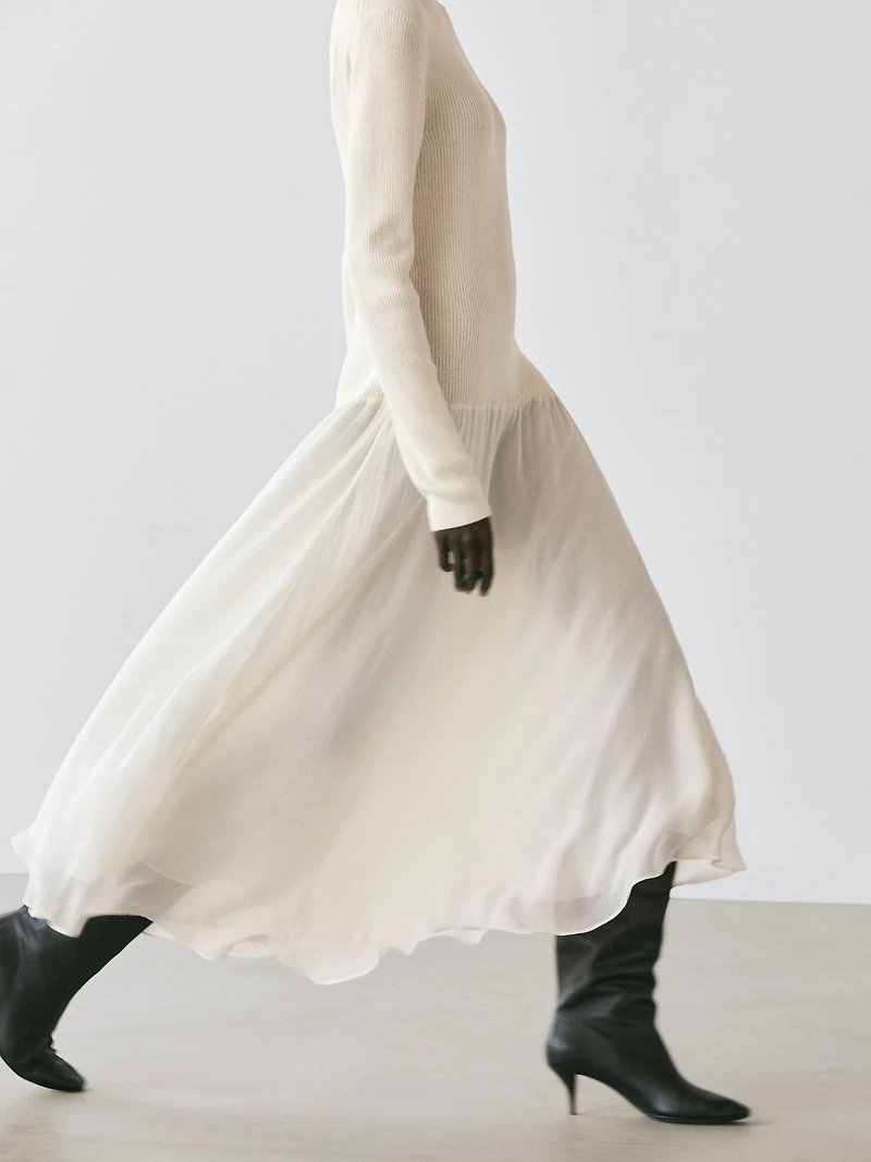 Knit dress with matching detail