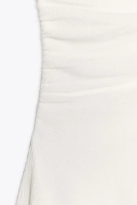 TEXTURED BANDEAU TOP