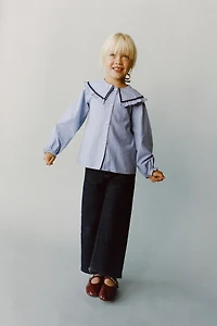 PETER PAN COLLAR SHIRT WITH RICKRACK TRIM